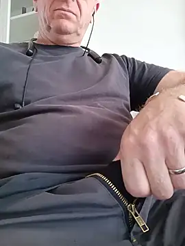 hamstercom3333's Webcam Show