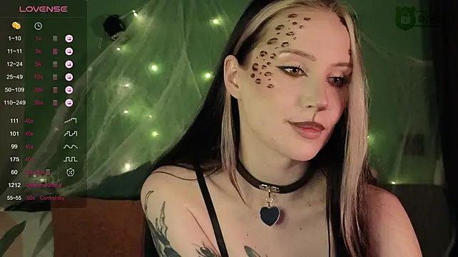 RubyMiracles Chat XXX in diretta