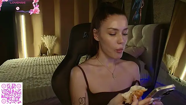 Aria_Mila live XXX chat
