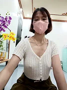 Živá chatovací místnost Emma_Linh