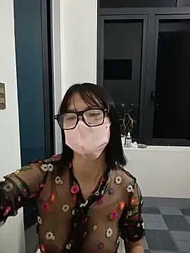 Emma_Linh Шоу с уебкамера