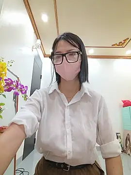 Emma_Linh's Webcam Show