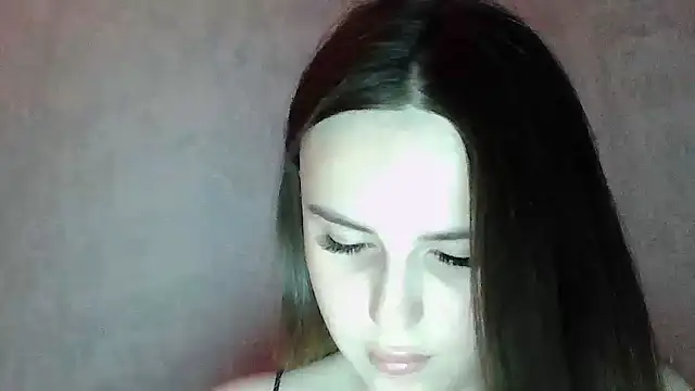 Chat XXX en directo de SweetLoraa
