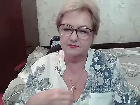 Renata62011 Show in webcam