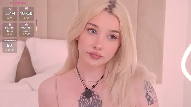 Nesollan Live XXX chat
