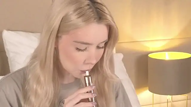 Nesolla's Live XXX Chat