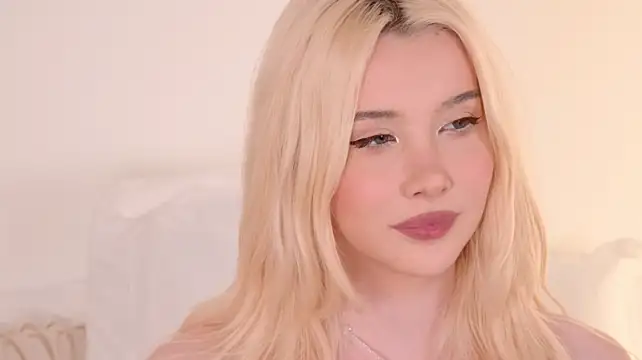 Nesolla's Webcam Show