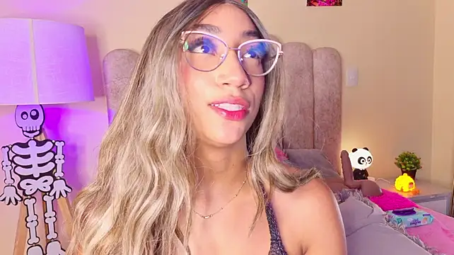 Chat XXX en directo de bell_popperr_