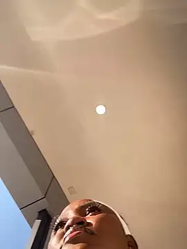 צ'אט XXX בשידור חי של nanababe1