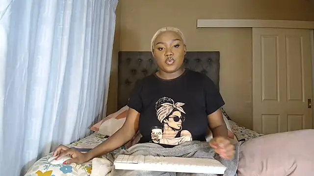 nanababe1's Live XXX Chat