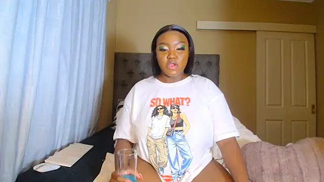 nanababe1's Live XXX Chat