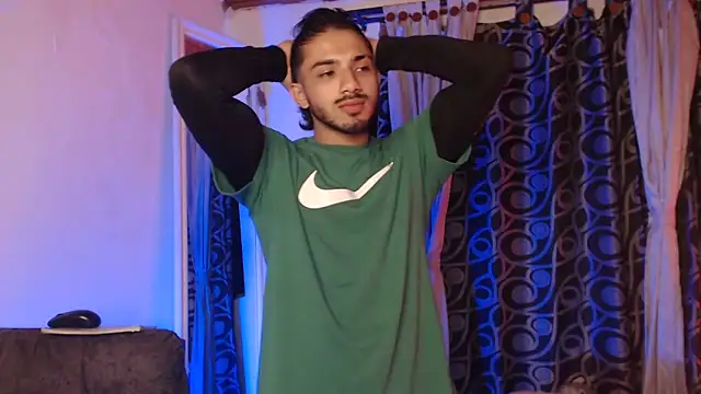 ArturoCardona_ 现场XXX聊天