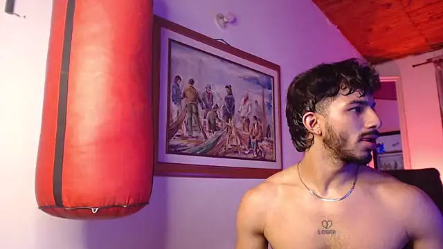 ArturoCardona_'s Live XXX Chat