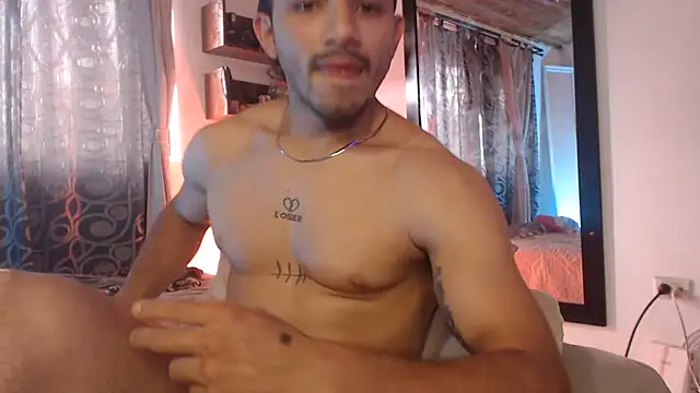 عرض كام ArturoCardona_