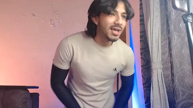 ArturoCardona_のウェブカメラショー