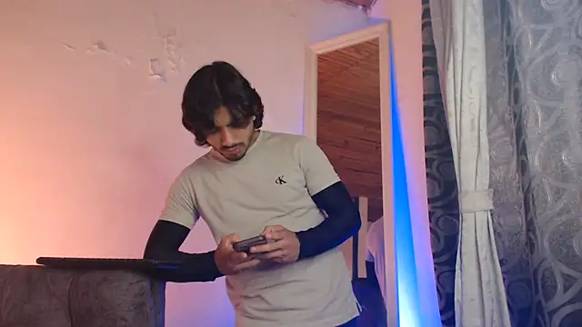 ArturoCardona_ Pertunjukan Webcam