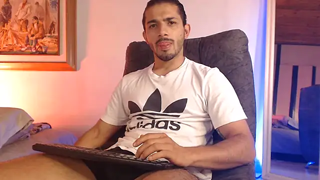 ArturoCardona_ Pertunjukan Webcam