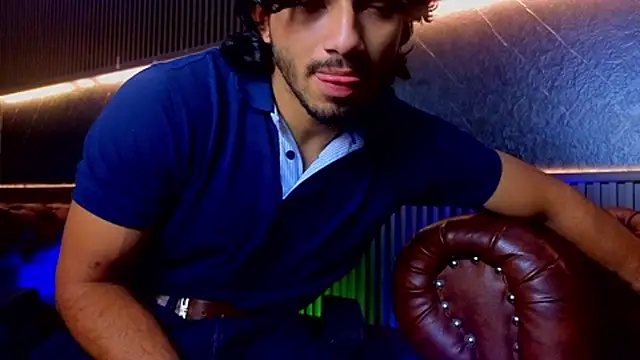 ArturoCardona_'s Webcam Show