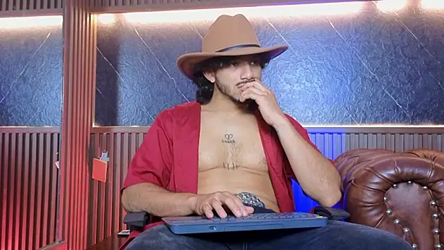 Živý XXX chat ArturoCardona_