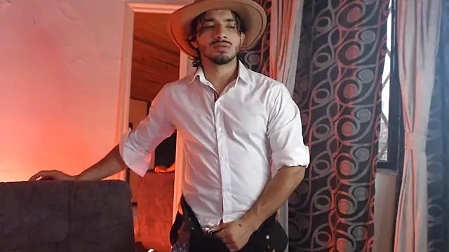 ArturoCardona_ Webcamshow