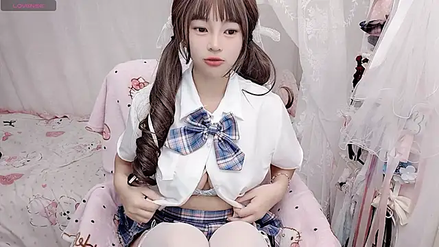 9aunatiis Webcamshow