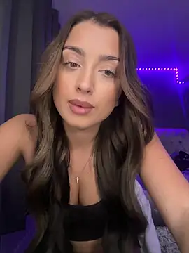 ellariverss Show in webcam