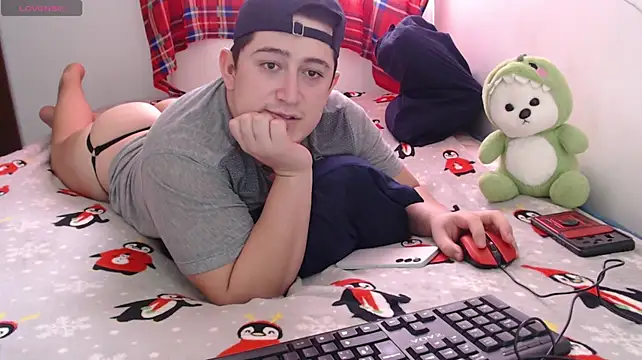 Lancelot_19's Webcam Show