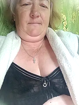 NikaLove49011's Live XXX Chat