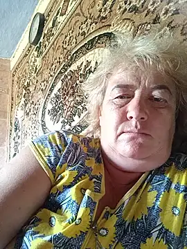 NikaLove49011 XXX чат на живо