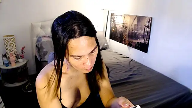 NinaDOM4CUM Show Webcam