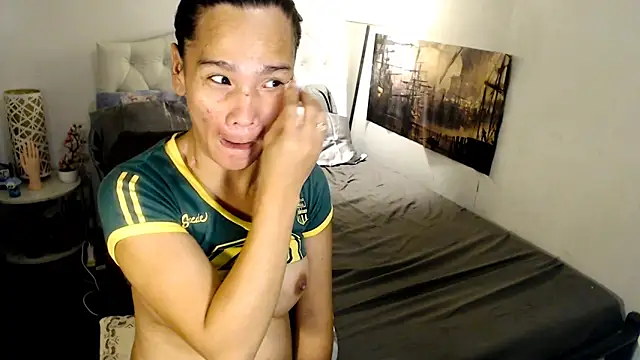 NinaDOM4CUM Show in webcam