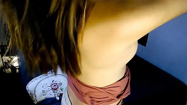 NinaDOM4CUM 网络视讯表演