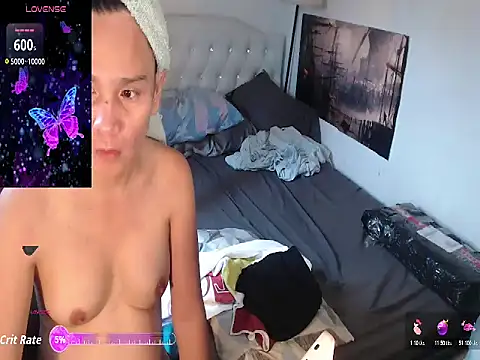 NinaDOM4CUM Adlı Modelin Web Kamerası Şovu