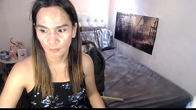NinaDOM4CUM's Webcam Show