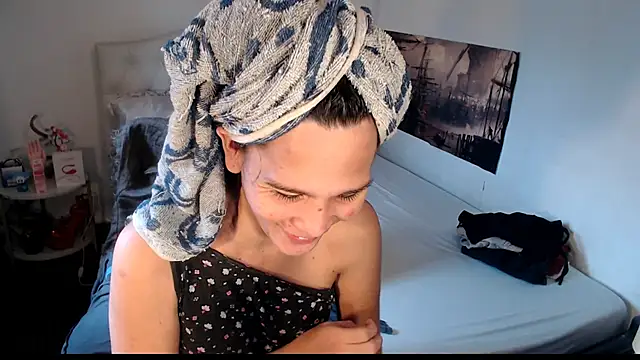 NinaDOM4CUM – webcam-show