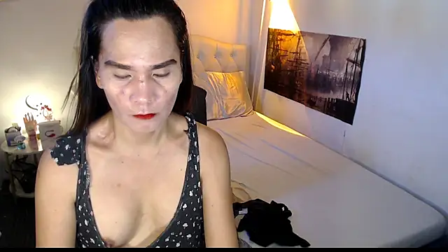 NinaDOM4CUM Adlı Modelin Web Kamerası Şovu