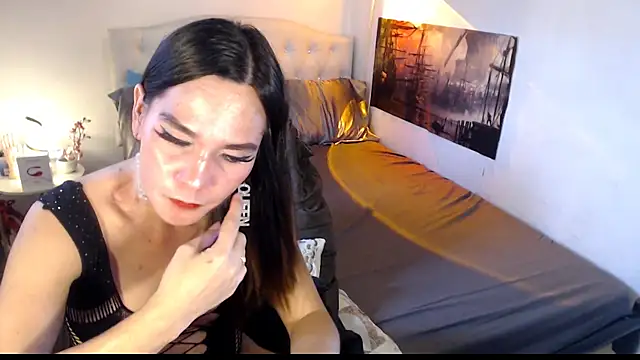 NinaDOM4CUM – Kamerová šou