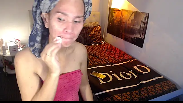 NinaDOM4CUM's Webcam Show