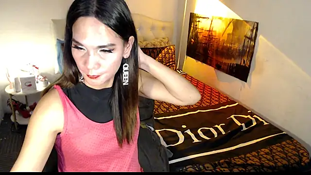 Show de NinaDOM4CUM na webcam