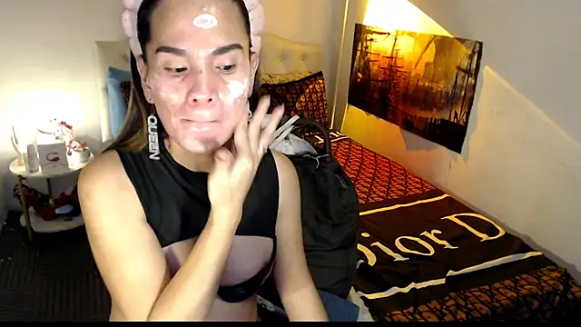 NinaDOM4CUM 在線直播表演