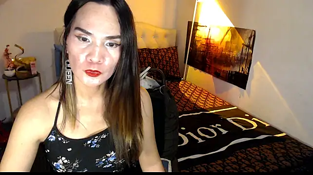 NinaDOM4CUM's Webcam Show