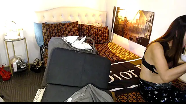 NinaDOM4CUM's Webcam Show