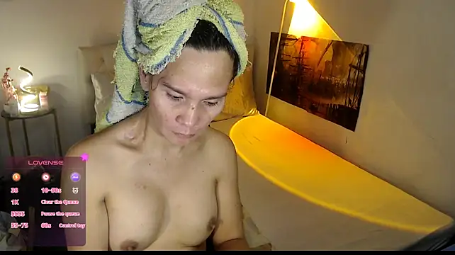 NinaDOM4CUM Webcam-Show