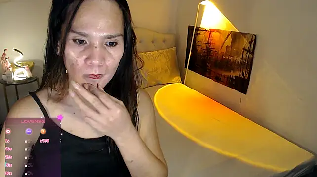 NinaDOM4CUMn Webbikameraesitys