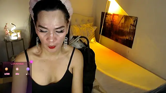 NinaDOM4CUM 网络视讯表演