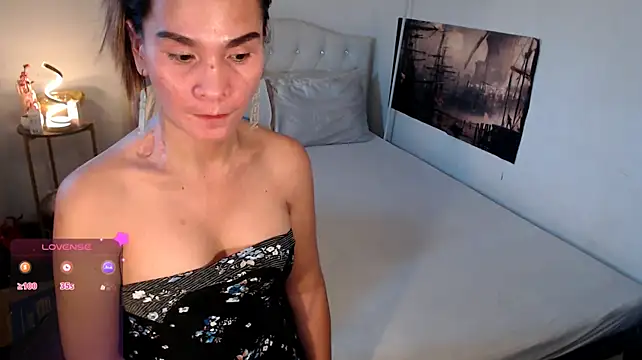 NinaDOM4CUM webcam show