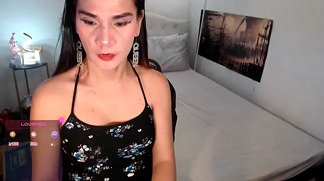 NinaDOM4CUM Webcam Show