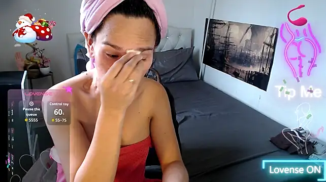 NinaDOM4CUM Webcam Show