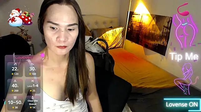 NinaDOM4CUMn Webbikameraesitys