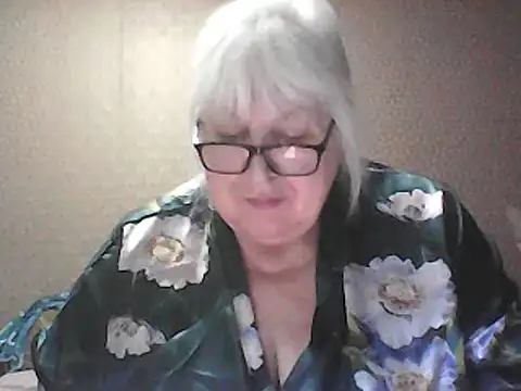 Alexia64231: δωμάτιο απευθείας συνομιλίας